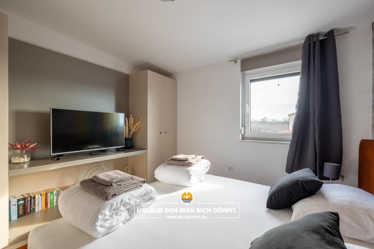 Penthouse Panorama Deluxe In Malinska Lejlighed Eksteriør billede